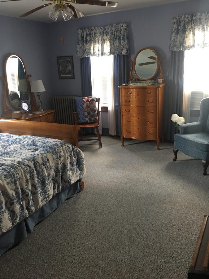 Lizard Creek Bed & Breakfast 3*