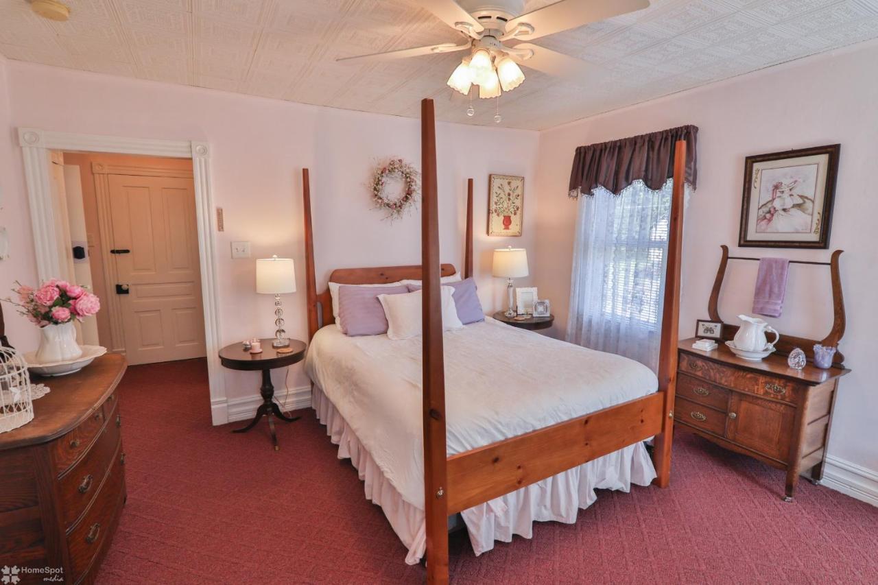 Bed & Breakfast Lizard Creek